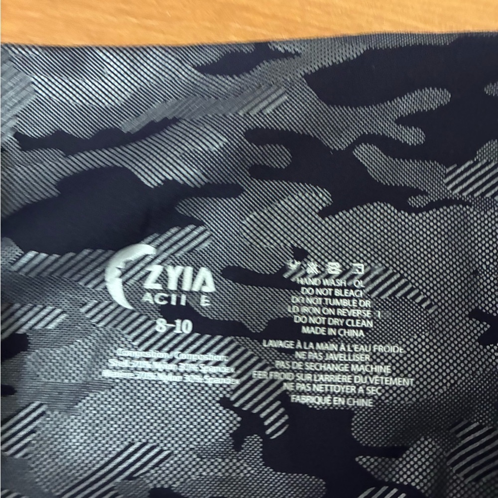 Zyia Active Silver Navy Camo Supreme Hi-Rise 7/8 Leggings Size 8-10 - Picture 4 of 5